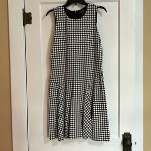 Lauren by Ralph Lauren black and white houndstooth fit and flare dress. M